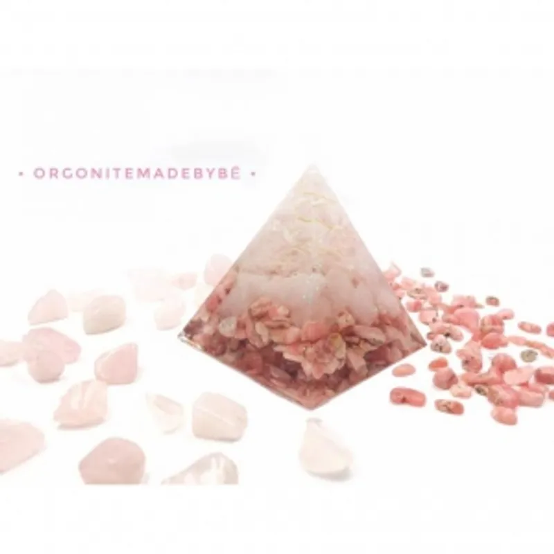 Orgonite 能量塔 — 白水晶柱、粉水晶、紅紋石