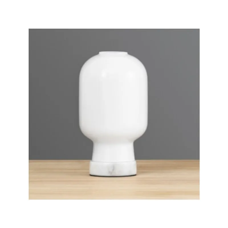 Normann Copenhagen Amp 檯燈