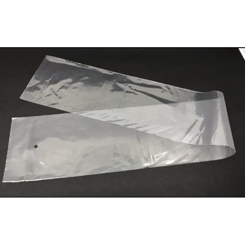 0.04x4.5"x30"PE光身膠袋-距袋口1.5"打孔(遮袋)