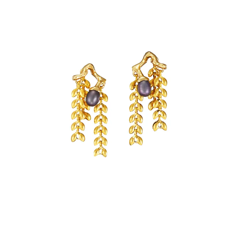 Olive Branch Tassel Pearl Short Earrings