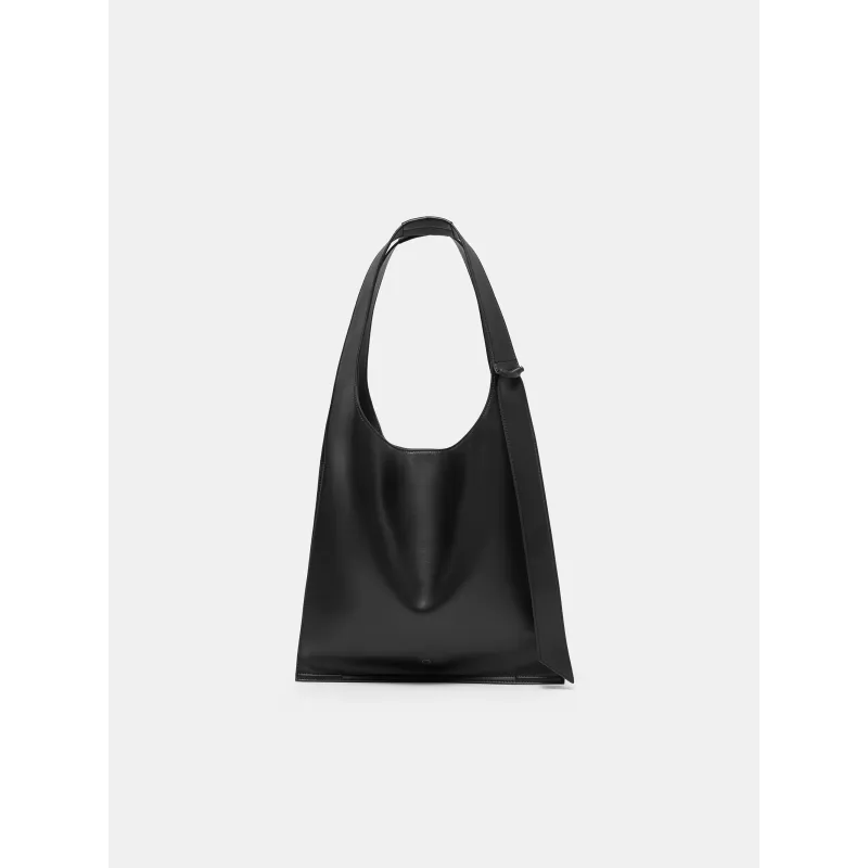 BO Corn Leather Shopper – BLACK
