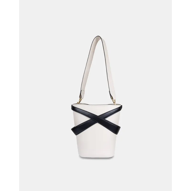 Cage Bucket Bag – BLACK & OAT