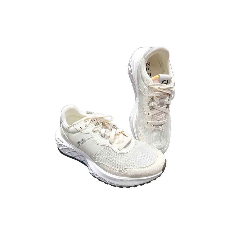 Cole haan 女装休闲鞋