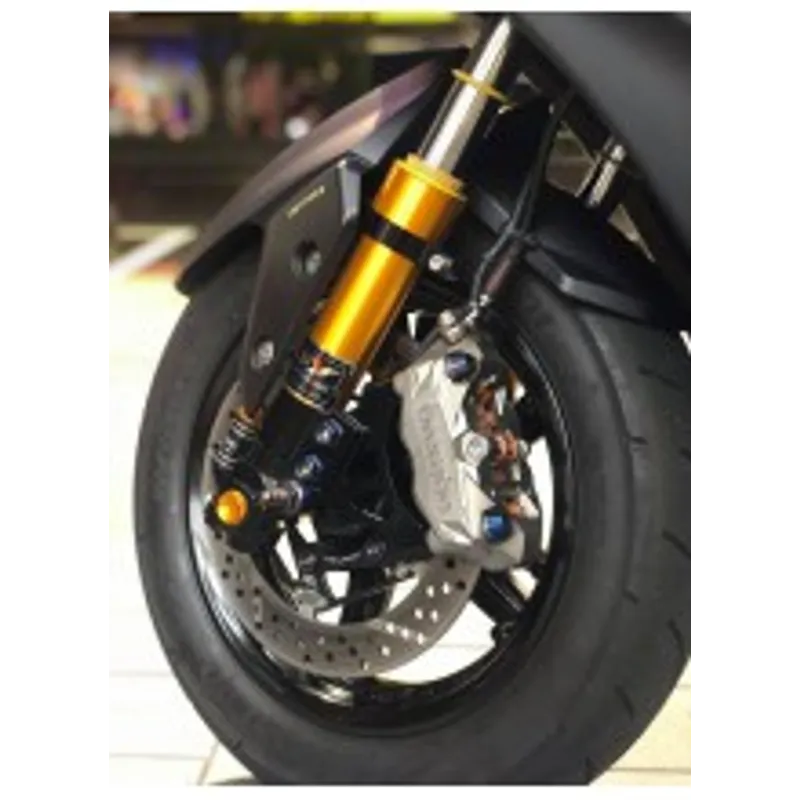 BREMBO AK550輻射前卡鉗