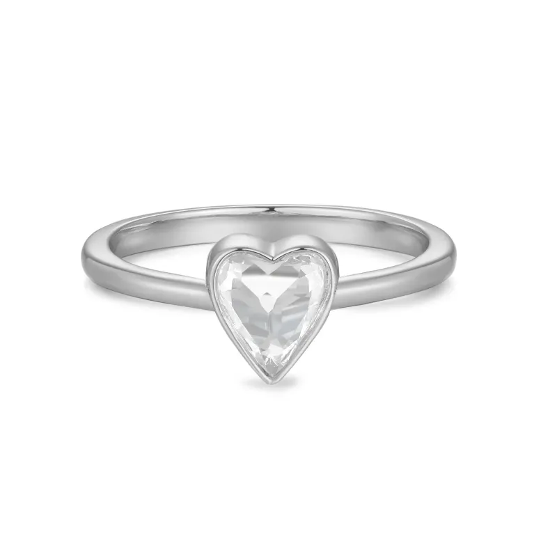Queen Of Hearts｜White Topaz Silver Heart Shaped Ring