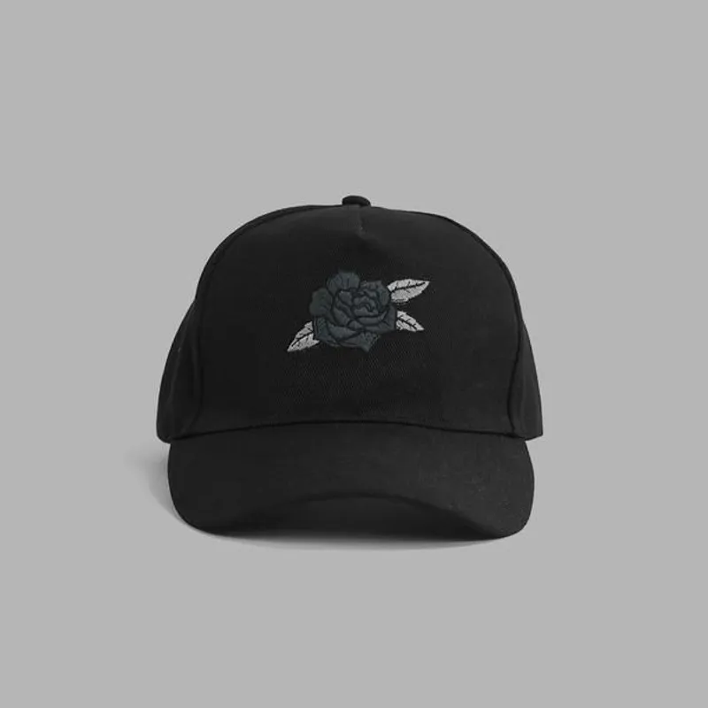 Blvck 玫瑰帽