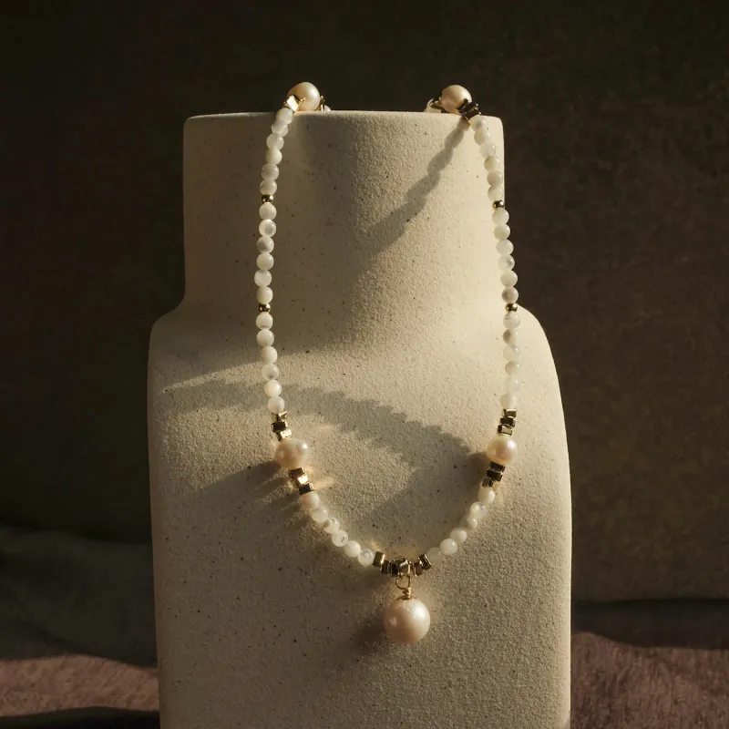 Gardenia｜Moon Light Necklace