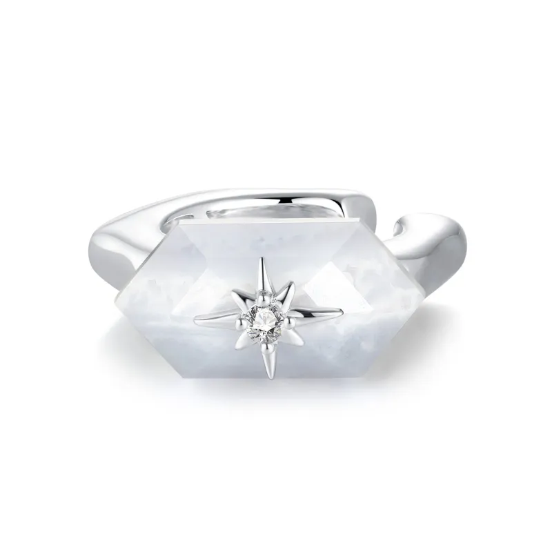 Talisman｜Hexagon Blue Lace Agate Silver Ear Cuff
