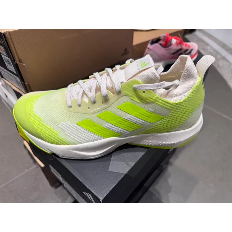 adidas 全能鞋