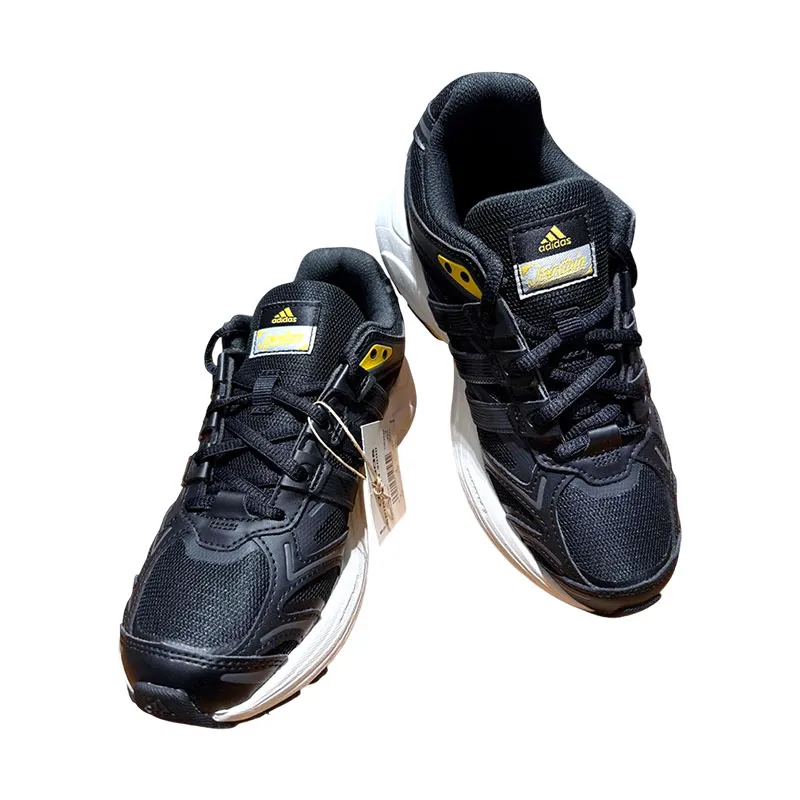 ADIDAS 跑鞋
