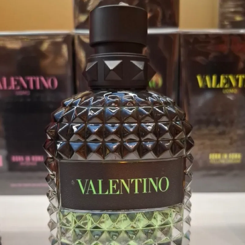 valentino green stravaganza
