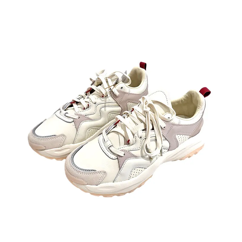 Adidas跑鞋