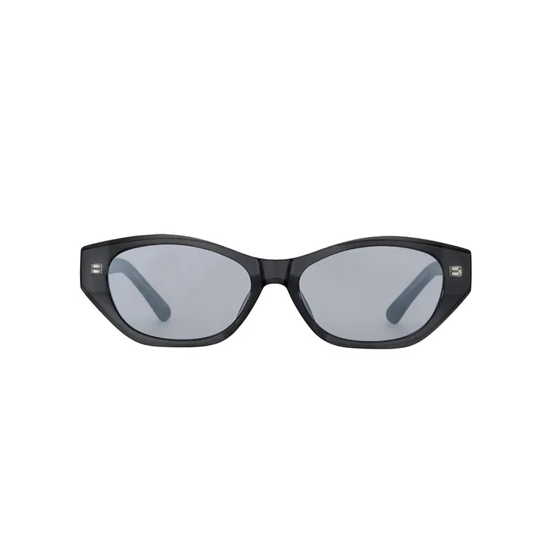 Blue Elephant_CONNIE-S Pearl Black