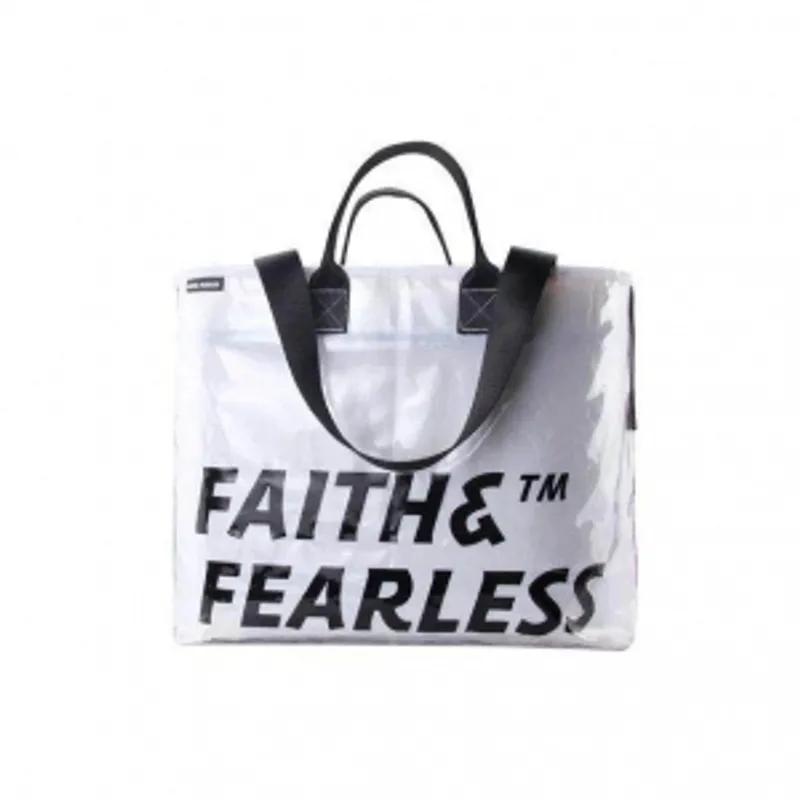 FAITH & FEARLESS PVC大容量單肩包（白色）