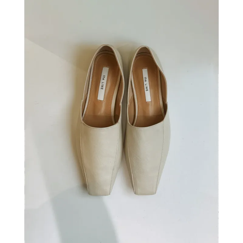PRE-ORDER | Off-White Minimalist Soft Square-Toe Flats