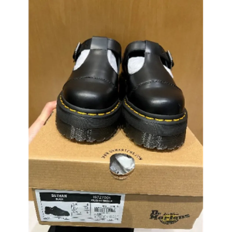 DR.MARTENS 鞋