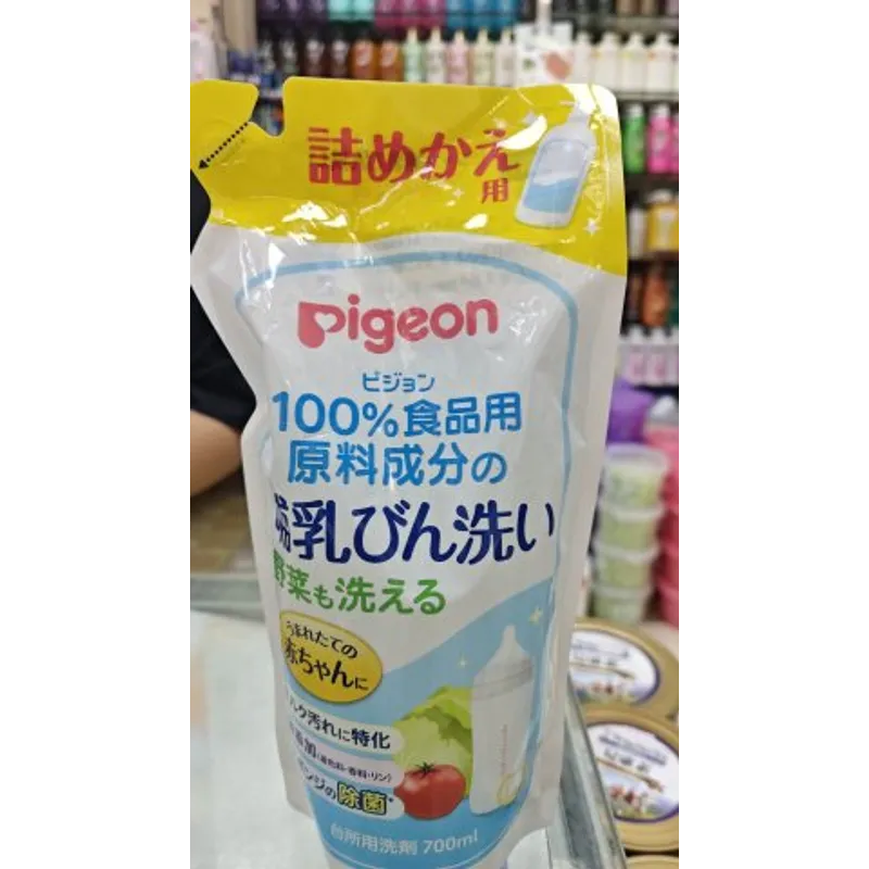 PIGEON貝親奶瓶及蔬菜清洗液700ML(補充)