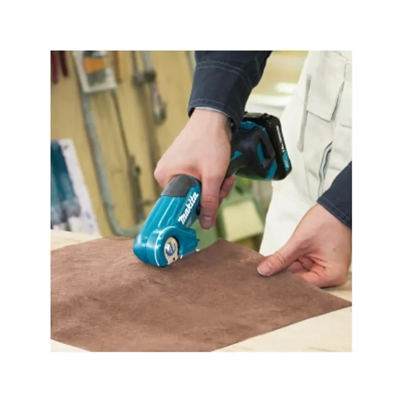 Makita CP100DSA 充電式多用途電剪刀