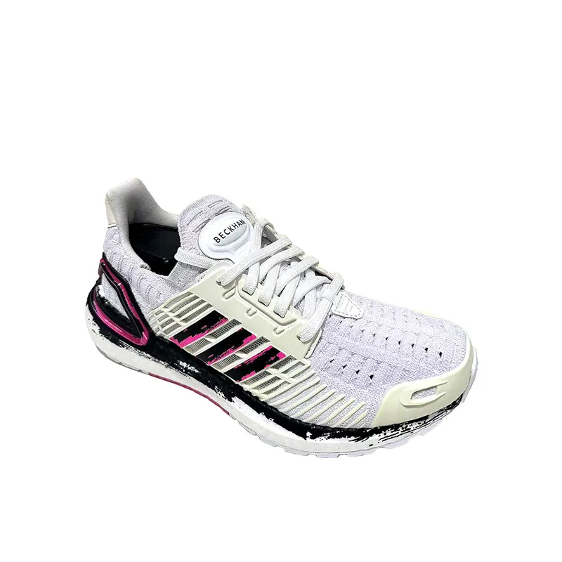 ADIDAS 跑鞋