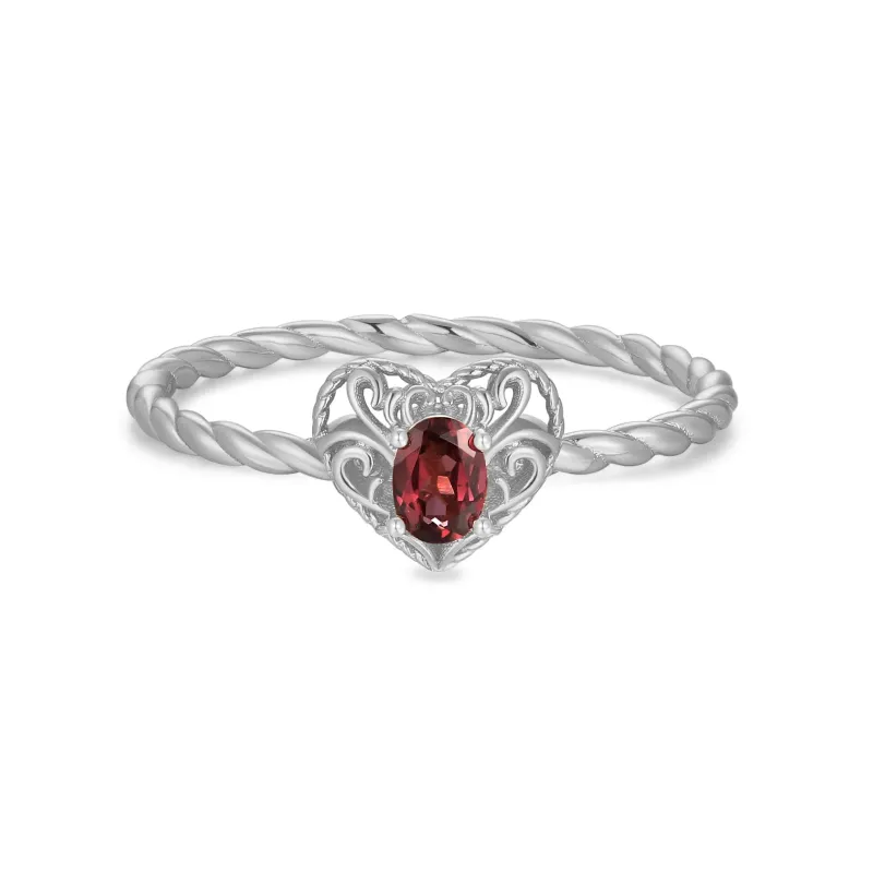Majesty｜Garnet Silver Heart Ring